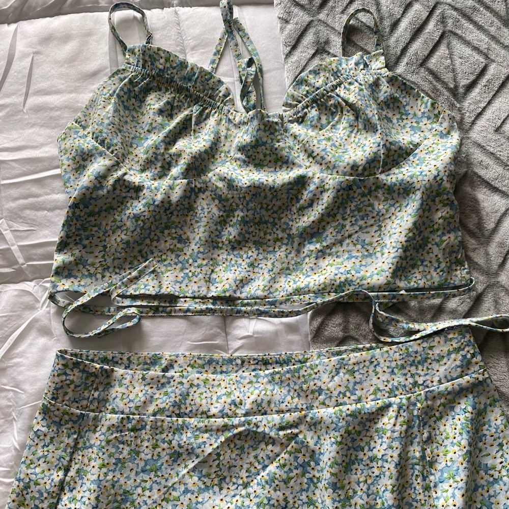 2 piece set